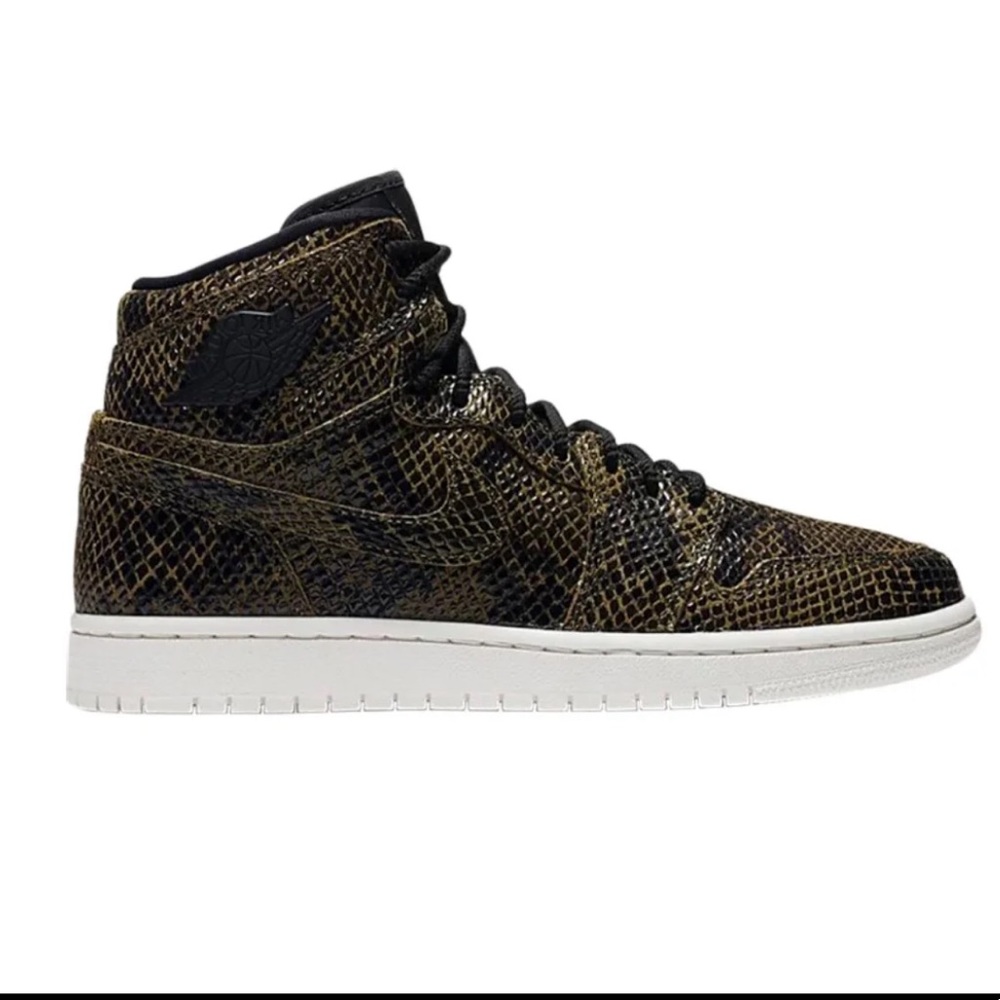 Womens Air Jordan 1 Retro High Premium ‘Snakeskin’